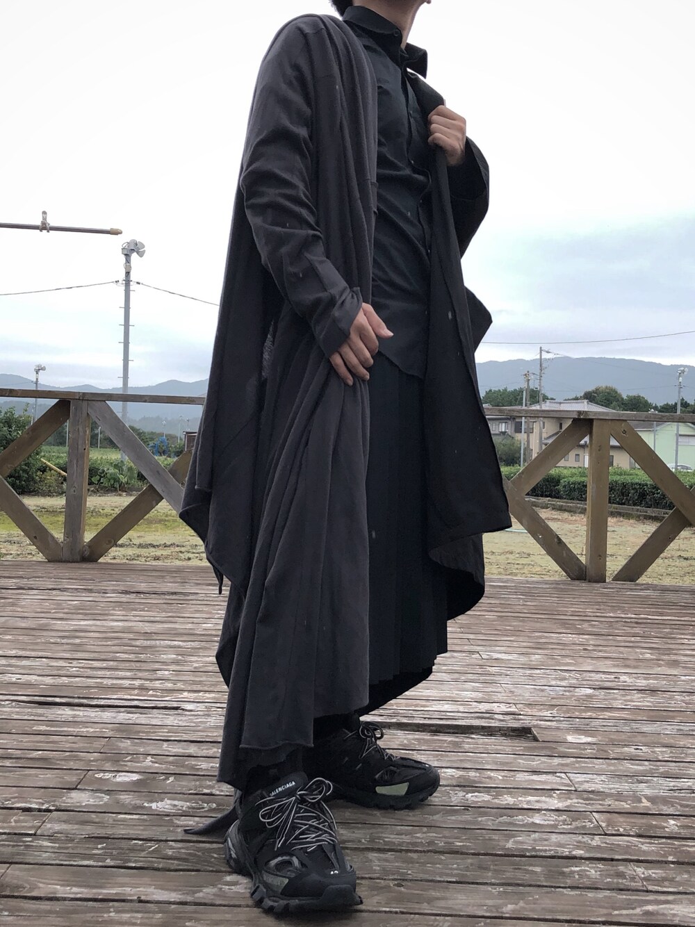 「NO ID.のアイテム（ジャケット/アウター、ブラック系）」を使った、koyoさん（メンズ・162cm）の秋コーディネートの1枚目の写真