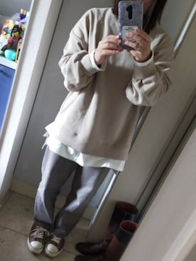 「しまむら（シマムラ）のアイテム（Sweatshirt、ベージュ系）」を使った、てんてんさん（レディース・157cm）の春コーディネート