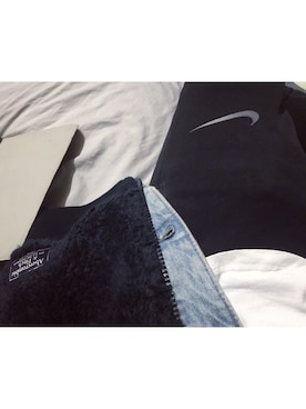 「Abercrombie&Fitch（アバークロンビーアンドフィッチ）のアイテム（スタジャン）」を使った、c6394さん（メンズ・181cm）の冬コーディネート