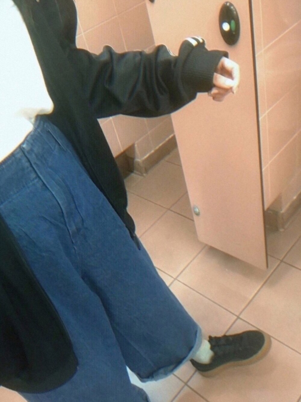 「夏、oldskool、運動風、streetstyle、adidas、UNIQLO、PUMA」｜「PUMAのアイテム（スニーカー、ブラック系）」を使った、K.Lさん（レディース・162cm）の夏コーディネートの1枚目の写真
