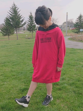 「ZIDDY」｜「アイテム（ワンピース/ドレス）」を使った、　🌰　~　쿠리　~　🌰　さん（キッズ・140cm）の春コーディネート