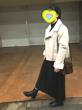 「MAJESTIC LEGON（マジェスティックレゴン）のアイテム（ムートンコート）」を使った、asuranさん（レディース・162cm）の冬コーディネート