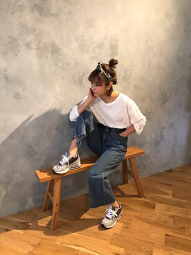 「グリッター」｜「アイテム（スニーカー）」を使った、mi.さん（レディース・155cm）の秋コーディネート
