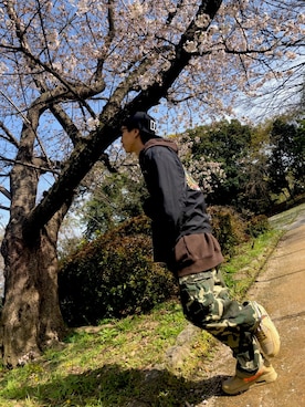 「迷彩」｜「アイテム（その他アウター）」を使った、R.I.D.Eさん（メンズ・165cm）の春コーディネート