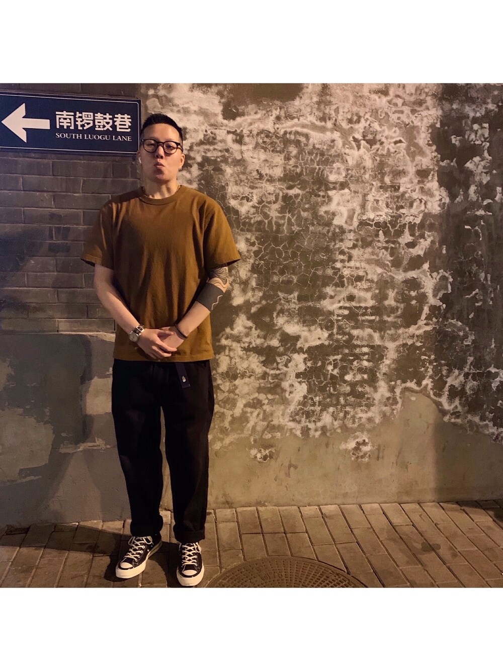 「UNIQLOのクルーネックＴ（半袖）（Tシャツ/カットソー、ホワイト系）」を使った、stephenjaさん（メンズ・170cm）の秋コーディネートの1枚目の写真