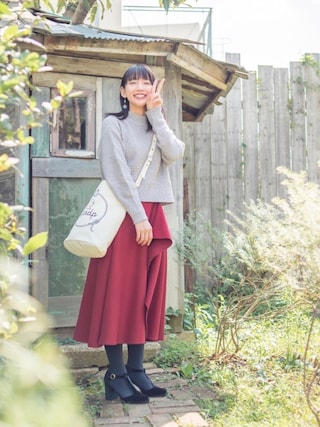 吉岡里帆さん着用 SEE BY CHLOÉ デザインコットン半袖ニット 赤 吉岡里帆さん着用 SEE BY CHLOÉ デザインコットン半袖ニット 赤