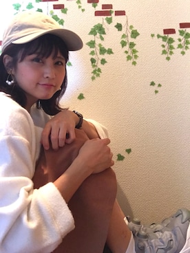「アイテム（イヤリング）」を使った、rokoさん（レディース・160cm・20代）の秋コーディネート