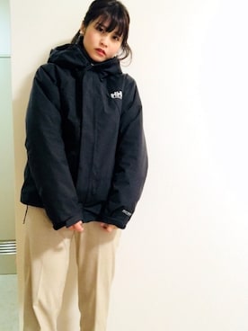 「アイテム（イヤリング）」を使った、rokoさん（レディース・160cm・20代）の冬コーディネート
