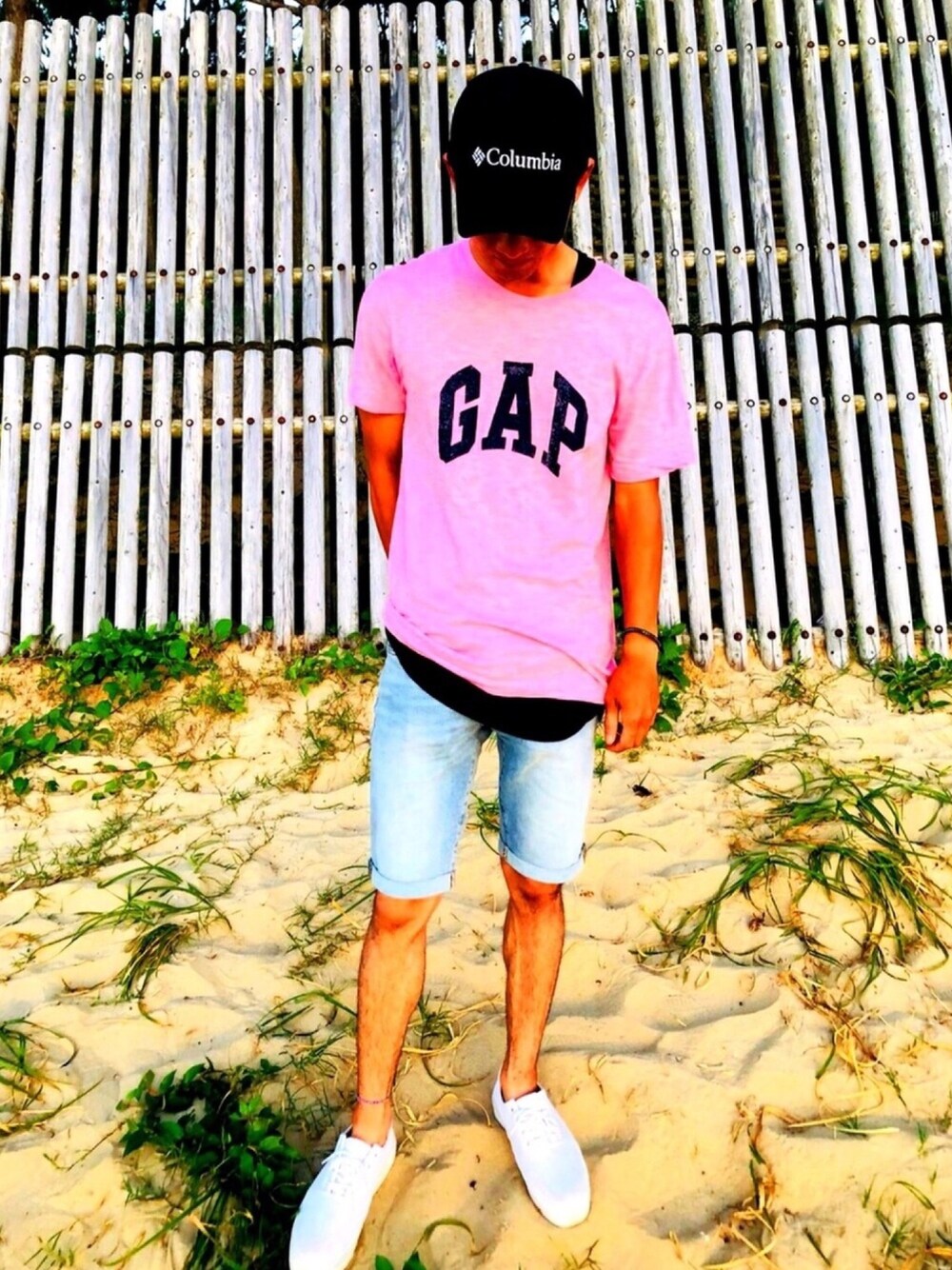 「夏コーデ」｜「Columbiaのニードルロックヒルキャップ（キャップ、ブラック系）」を使った、kentoさん（メンズ・170cm）の夏コーディネートの1枚目の写真