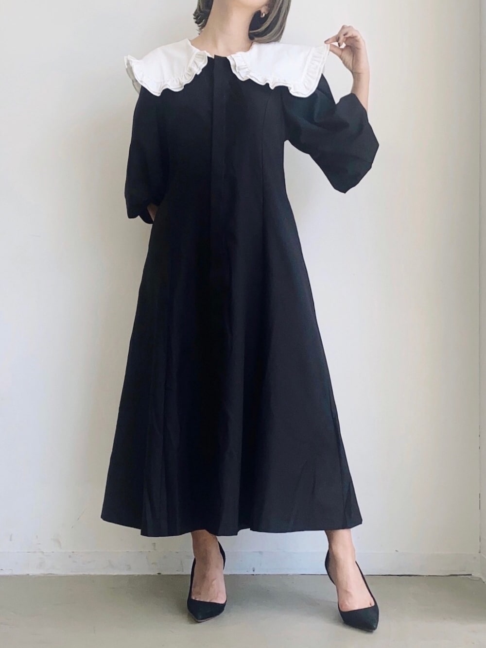 「labelleetude、ラベルエチュード、大人ガーリー、低身長、ワンピース、ワンピーススタイル、ワンピースコーデ、夏ワンピース、夏コーデ、夏スタイル」｜「LA BELLE ETUDEのビッグ衿クラシカルワンピース（ワンピース、その他）」を使った、LA BELLE ETUDEさん（レディース・159cm）の夏コーディネートの1枚目の写真