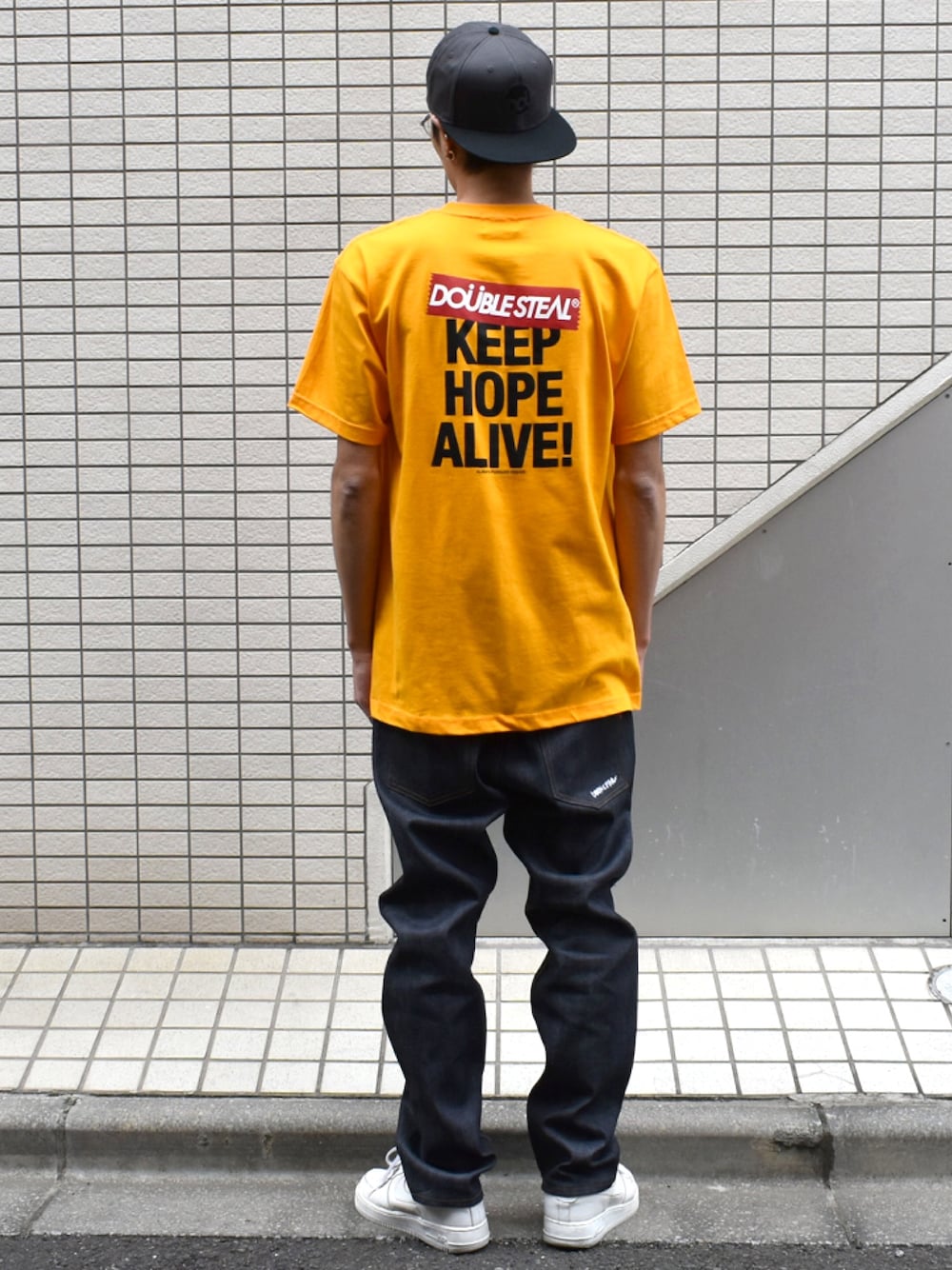 「平成最後のWEARISTAセンバツ、春コーデ、おしゃれさんと繋がりたい、シンプルコーデ、カジュアルコーデ、きれいめカジュアル、今日のコーデ、ストリート、デニム、NIKE」｜「DOUBLE STEALのDOU BB CAP（キャップ、グレー系）」を使った、よっしーさん（メンズ・177cm）の春コーディネートの1枚目の写真