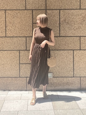 「ELIN（エリン）のアイテム」を使った、Rina Okabeさん（レディース・163cm）の春コーディネート