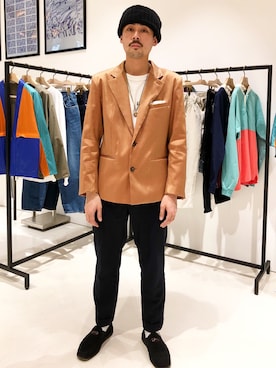 「Gosha Rubchinskiy（ゴーシャラブチンスキー）のアイテム（テーラードジャケット）」を使った、吉岡 レオさん（メンズ・175cm）の冬コーディネート