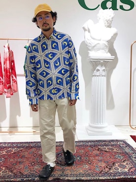 「アイテム（サンダル）」を使った、吉岡 レオさん（メンズ・175cm）の秋コーディネート