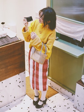 「COS（コス）のアイテム（アクセサリー）」を使った、饼饼COUOKIEさん（レディース・163cm）の春コーディネート