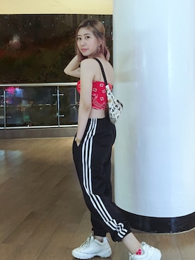 Adidas アディダス のその他パンツを使ったレディース人気ファッションコーディネート 地域 インドネシア Wear