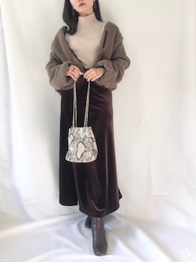 「ベロアスカート」｜「アイテム（ブルゾン）」を使った、まなのんさん（レディース・160cm）の冬コーディネート
