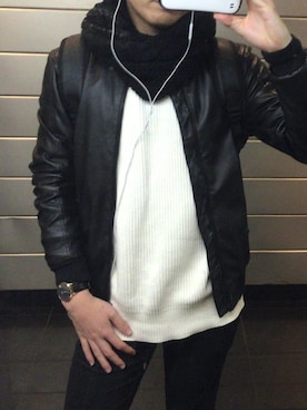 「Daniel Wellington」｜「アイテム（ライダースジャケット）」を使った、25さん（メンズ・172cm）の冬コーディネート