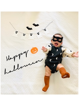 「アイテム（ロンパース、ブラック系）」を使った、yuunさん（キッズ・70cm）の秋コーディネート