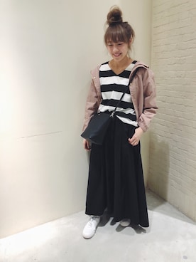 「ニコアンド」｜「アイテム（マウンテンパーカー）」を使った、yokoさん（レディース・161cm）の冬コーディネート