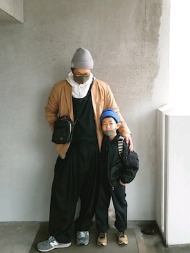 「glamb（グラム）のアイテム（サロペット/オーバーオール）」を使った、きんぐ　さん（メンズ・172cm）の冬コーディネート