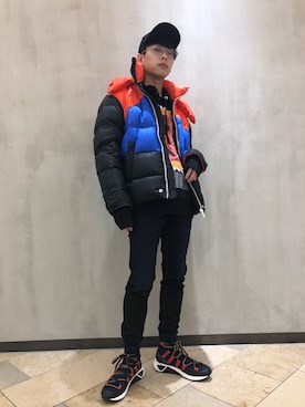 「ディーゼル」｜「アイテム（ダウンジャケット/コート）」を使った、TOMさん（メンズ・170cm）の秋コーディネート