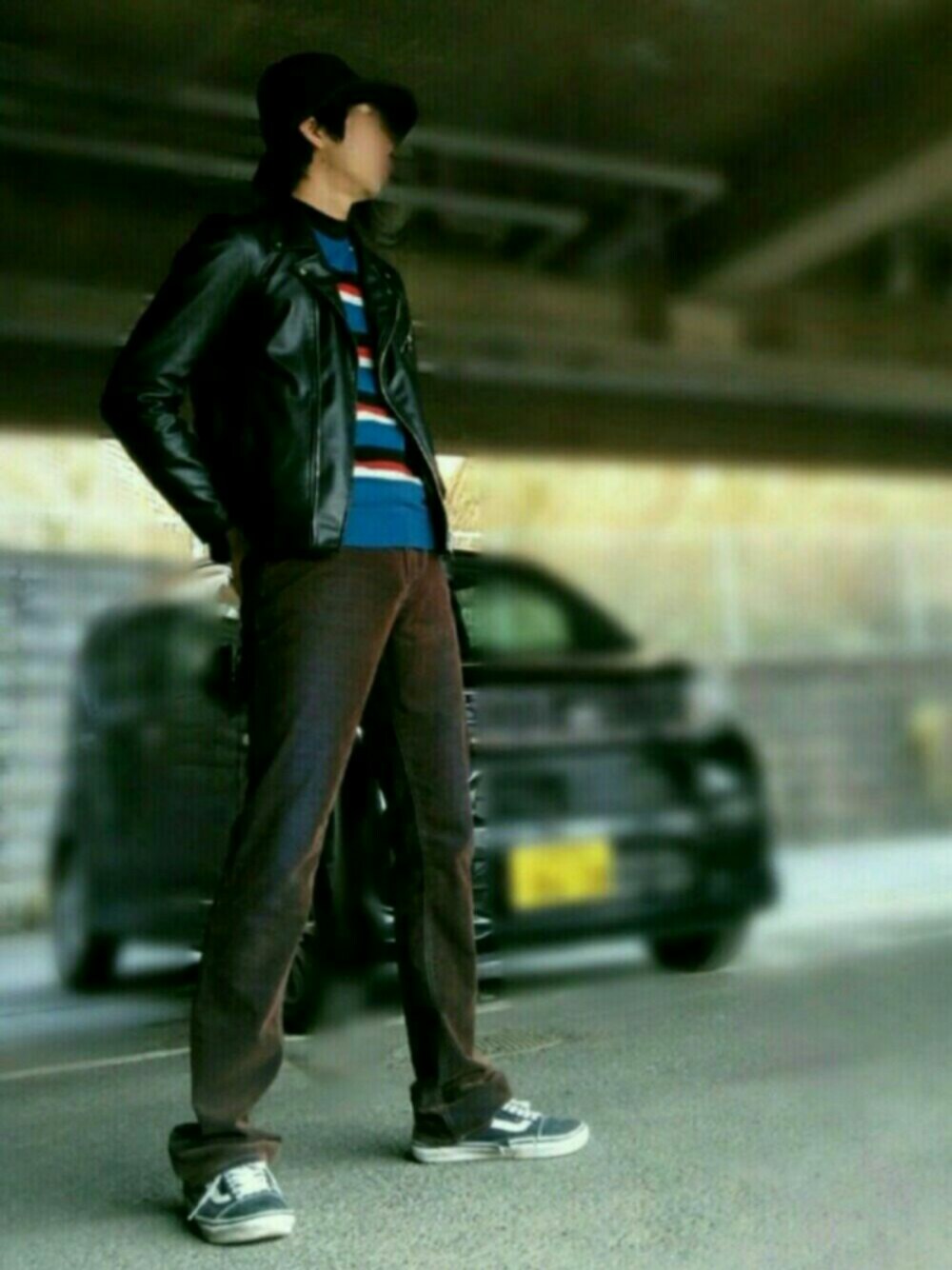 「おしゃれさんと繋がりたい、冬のコーデ、ハット、ライダースジャケット、ボーダーニット、フレアパンツ、オールドスクール、古着MIX」｜「UNITED ARROWSのアイテム（ハット、ブラウン系）」を使った、みかけだおしさん（メンズ・180cm）の冬コーディネートの1枚目の写真