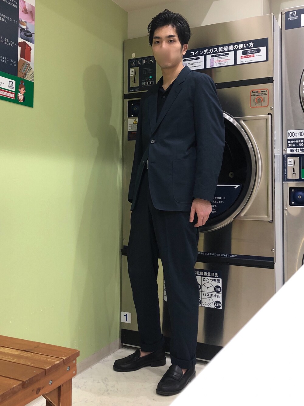 「セットアップ、シアサッカー、ローファー、UNIQLO U」｜「UNIQLOのアイテム（テーラードジャケット、ブラック系）」を使った、みかけだおしさん（メンズ・180cm）の夏コーディネートの1枚目の写真