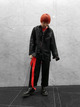 「PARADOX（パラドックス）のアイテム（スラックス）」を使った、H>FRACTAL_Gentaさん（メンズ・175cm）の冬コーディネート