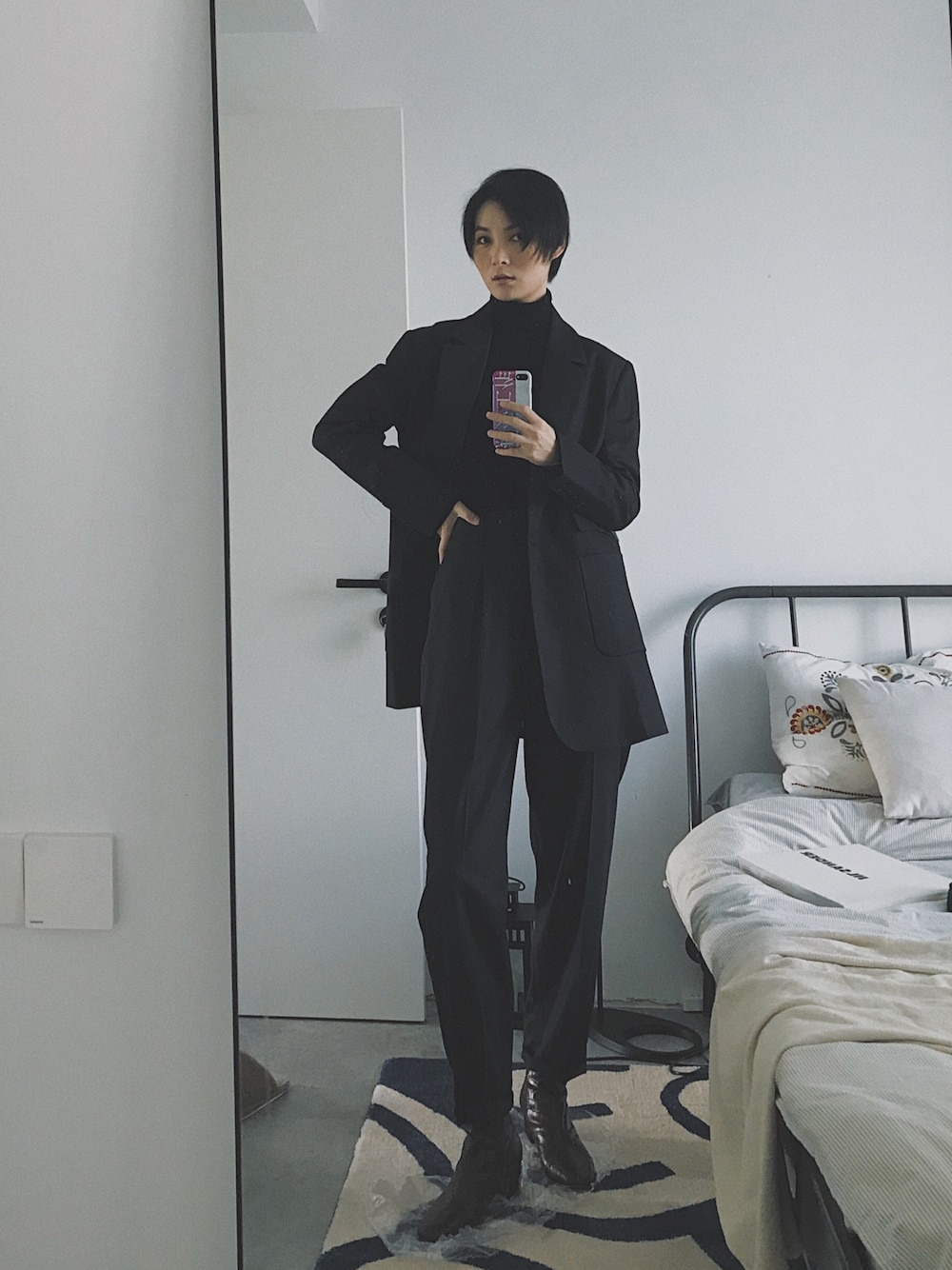 「ootd、oversize、男友风、盐系风格、中性、西装外套、秋のコーデ、通勤コーデ」｜「By Farのアイテム（ブーツ、その他）」を使った、stanluさん（レディース・178cm）の秋コーディネートの1枚目の写真