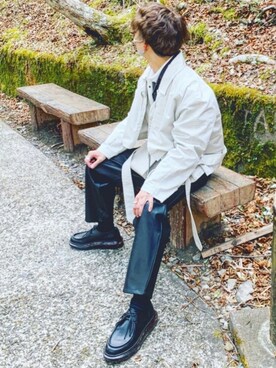 「MAISON SPECIAL（メゾンスペシャル）のアイテム（モカシン/デッキシューズ）」を使った、a.tさん（メンズ・170cm）の冬コーディネート