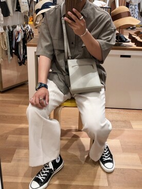 yugaさんの「ブライトポプリンリラックスレギュラーカラーオーバーCPOシャツ 1/2 sleeve(EMMA CLOTHES)」を使ったコーディネート