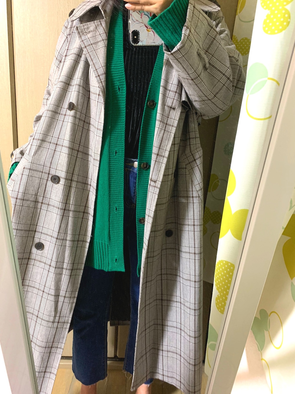 「オトナカジュアル、春、トレンチコート」｜「DHOLICのベルトSETチェックトレンチコート（トレンチコート、ブラウン系）」を使った、Sunny さん（レディース・163cm）の冬コーディネートの1枚目の写真