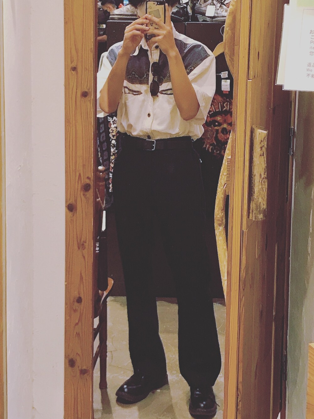 「秋のコーデ、秋服、古着コーデ、Dr.Martens、高校生」｜「usedのアイテム（シャツ/ブラウス、ホワイト系）」を使った、たけのこさん（メンズ・170cm）の秋コーディネートの1枚目の写真