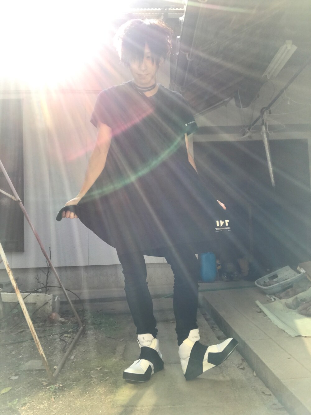 「ニルズ、ユリウス」｜「NILoSのアイテム（トップス、ブラック系）」を使った、いーちゃん IMPACT/MAGICさん（メンズ・166cm）の冬コーディネートの1枚目の写真