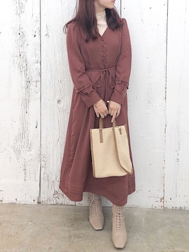 「アイテム（ワンピース/ドレス）」を使った、咲栄さん（レディース・155cm・10代）の秋コーディネート