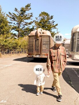 「BIG MAC（ビッグマック）のアイテム」を使った、NO.8さん（キッズ・80cm）の春コーディネート