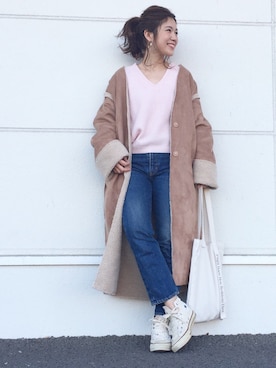 「Vネック」｜「アイテム（ムートンコート）」を使った、𝕂𝔼𝕀𝕂𝕆さん（レディース・160cm）の冬コーディネート
