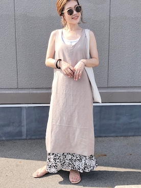 「花柄」｜「アイテム（ビーチサンダル）」を使った、𝕂𝔼𝕀𝕂𝕆さん（レディース・160cm）の夏コーディネート