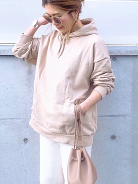 「DHOLIC（ディーホリック）のアイテム（スウェット）」を使った、𝕂𝔼𝕀𝕂𝕆さん（レディース・160cm）の冬コーディネート