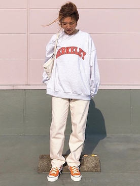 「DHOLIC（ディーホリック）のアイテム（スウェット）」を使った、𝕂𝔼𝕀𝕂𝕆さん（レディース・160cm）の春コーディネート