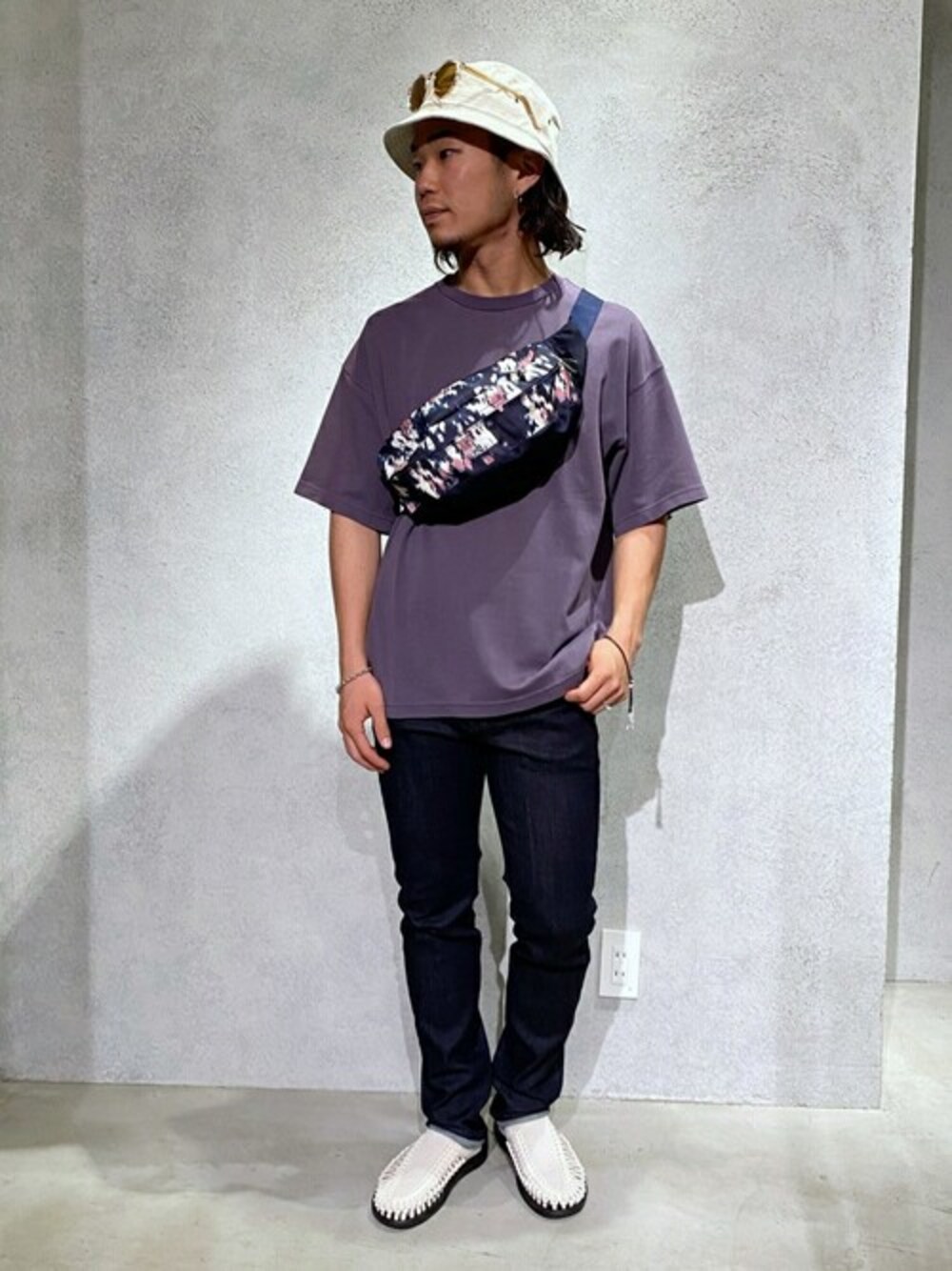 「ハット、休日スタイル、keen、ノースフェイス、サングラススタイル、オータムカラー、417 EDIFICE」｜「THE NORTH FACEの【THE NORTH FACE / ザ ノースフェイス】SWEEP / スウィープ（ボディバッグ/ウエストポーチ、ブルー系）」を使った、SHINPEIさん（メンズ・170cm）の秋コーディネートの1枚目の写真