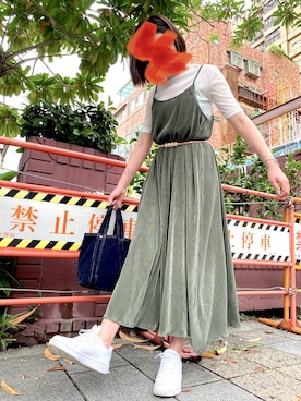 「RAY CASSIN（レイカズン）のアイテム（ジャンパースカート）」を使った、tseng727さん（レディース・165cm）の夏コーディネート