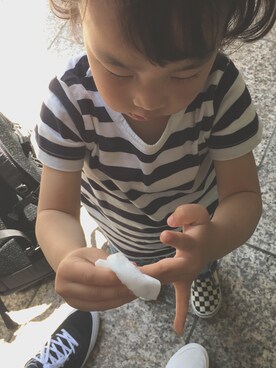 「無印良品（ムジルシリョウヒン）のアイテム（Tシャツ/カットソー、ホワイト系）」を使った、sayorihitoya....さん（キッズ・110cm）の春コーディネート