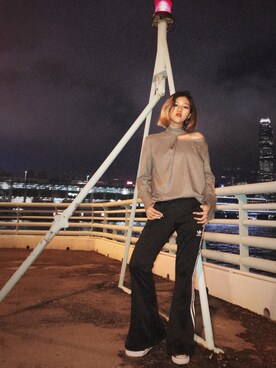 Lydia Liu さん（レディース・171cm）の秋コーディネート