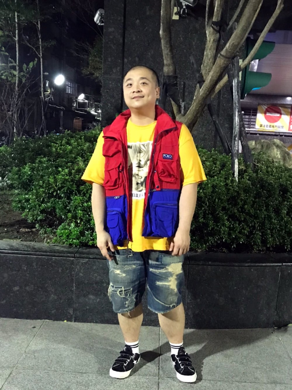 「VINTAGE、Polo Ralph Lauren、GU、90s、MWOBHM、onestar、converse」｜「CONVERSEのアイテム（スニーカー、ブラック系）」を使った、布魯斯さん（メンズ・173cm）の秋コーディネートの1枚目の写真
