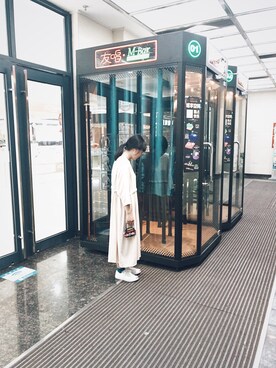 「CONVERSE（コンバース）のアイテム（その他シューズ、ホワイト系）」を使った、Fayさん（レディース）の夏コーディネート