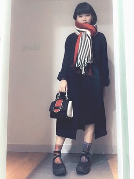 「red」｜「アイテム（チェスターコート）」を使った、Venus T 🖤さん（レディース・157cm）の冬コーディネート
