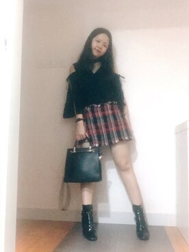 「アイテム（ピアス（両耳用））」を使った、Venus T 🖤さん（レディース・157cm・20代）の秋コーディネート