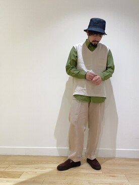 「URBAN RESEARCH DOORS（アーバンリサーチドアーズ）のハードマンズリネン 2タックトラウザー（その他パンツ）」を使った、uchiyamadaさん（メンズ・165cm）の春コーディネート